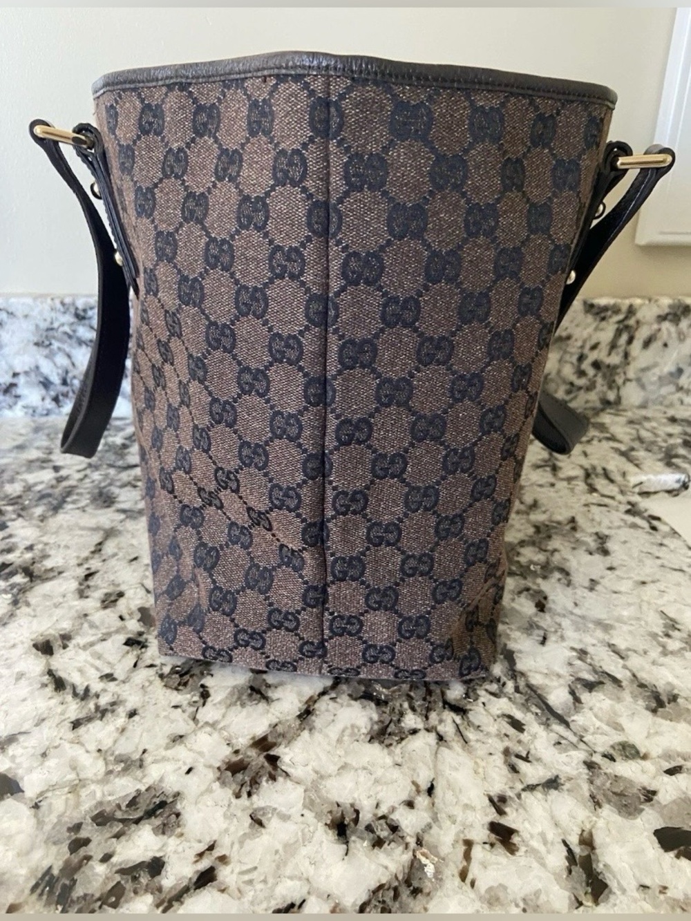 Authentic Gucci Wool Tote Bag Brown
GG Canvas - Picture 3 of 16